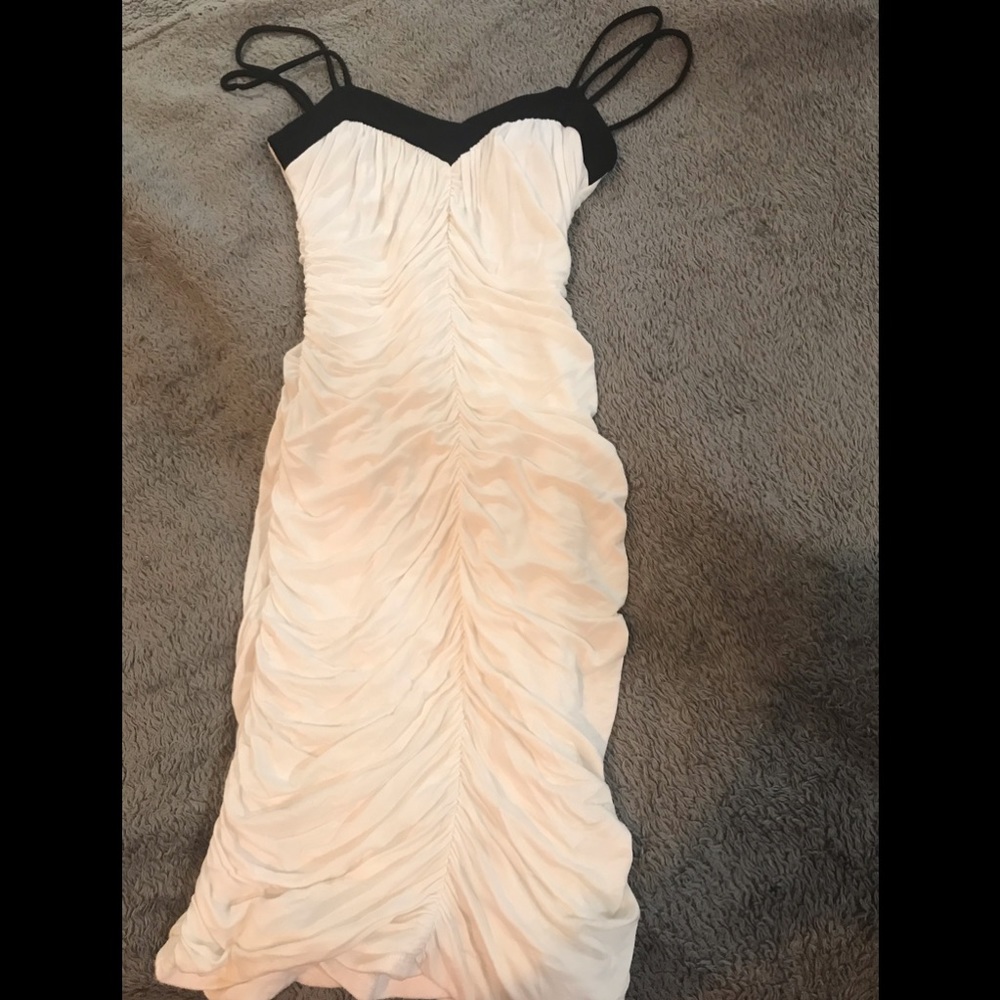 Black/white rouched dress
